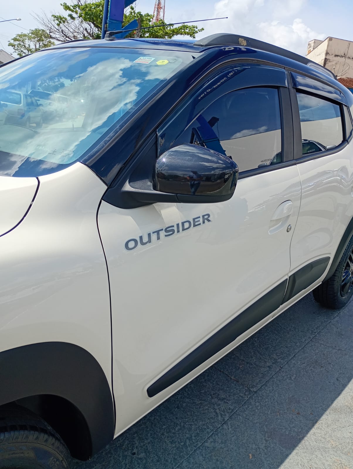 
								RENAULT KWID OUTSID 1.0 FLEX 2020/2021 full									