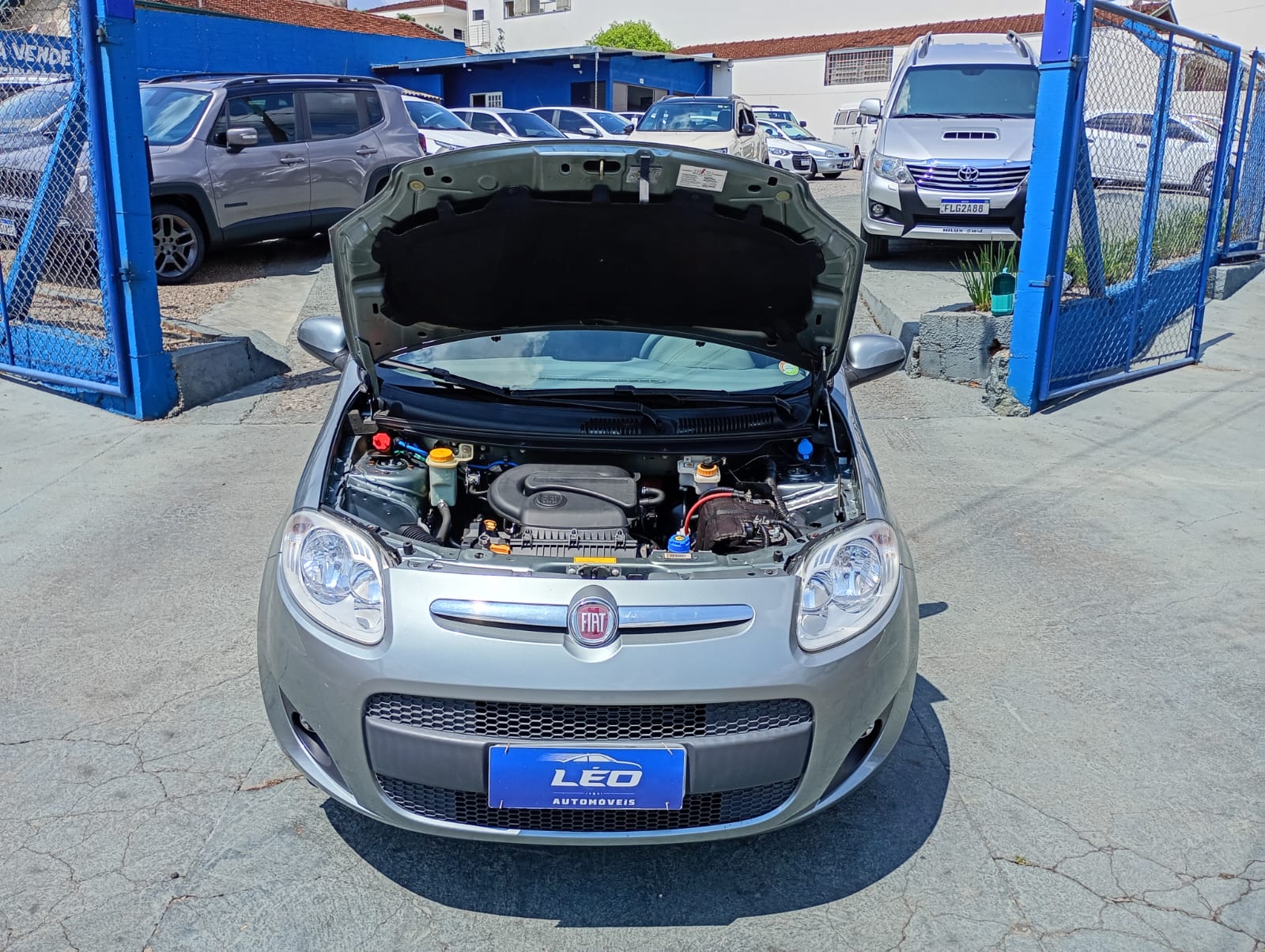 
								FIAT PALIO ATRACTIV 1.4 FLEX 2012/2013 full									