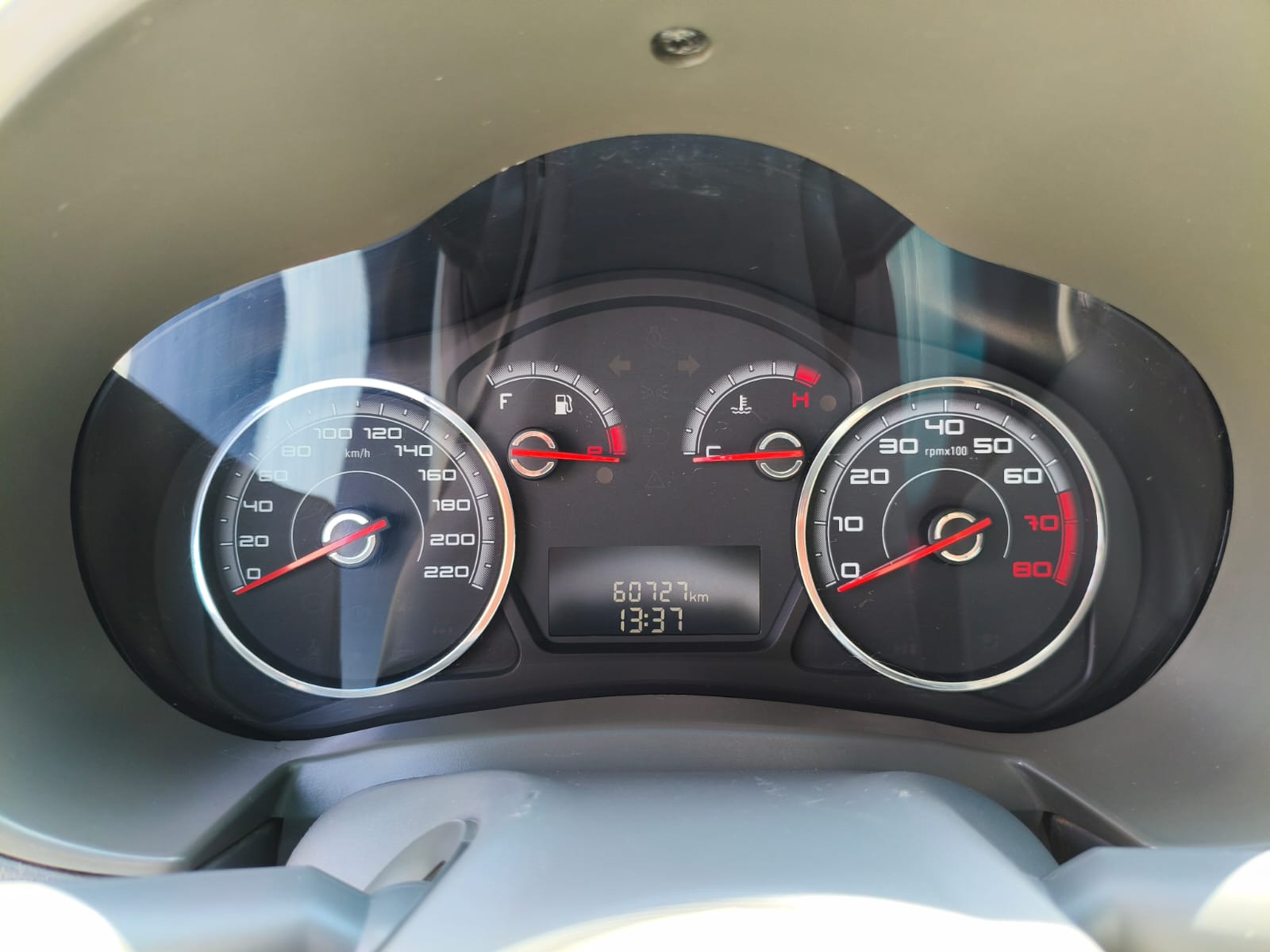 
								FIAT PALIO ATRACTIV 1.4 FLEX 2012/2013 full									