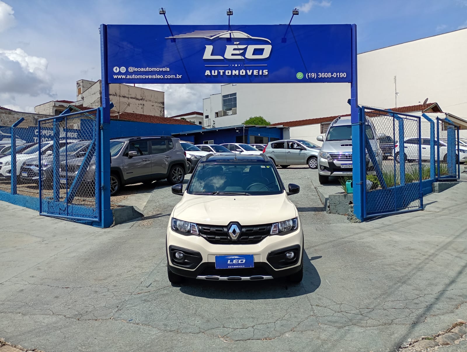 
								RENAULT KWID OUTSID 1.0 FLEX 2020/2021 full									