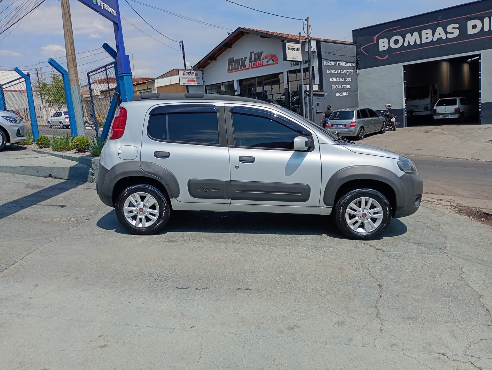 
								FIAT UNO WAY 1.4 FLEX 2010/2011 full									