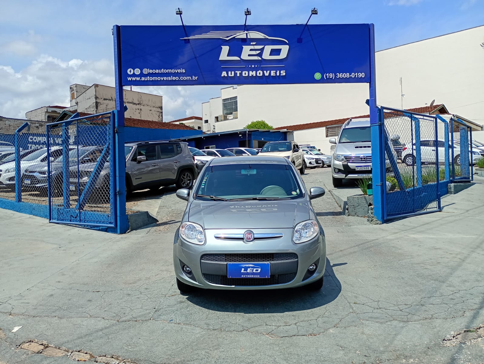 
								FIAT PALIO ATRACTIV 1.4 FLEX 2012/2013 full									