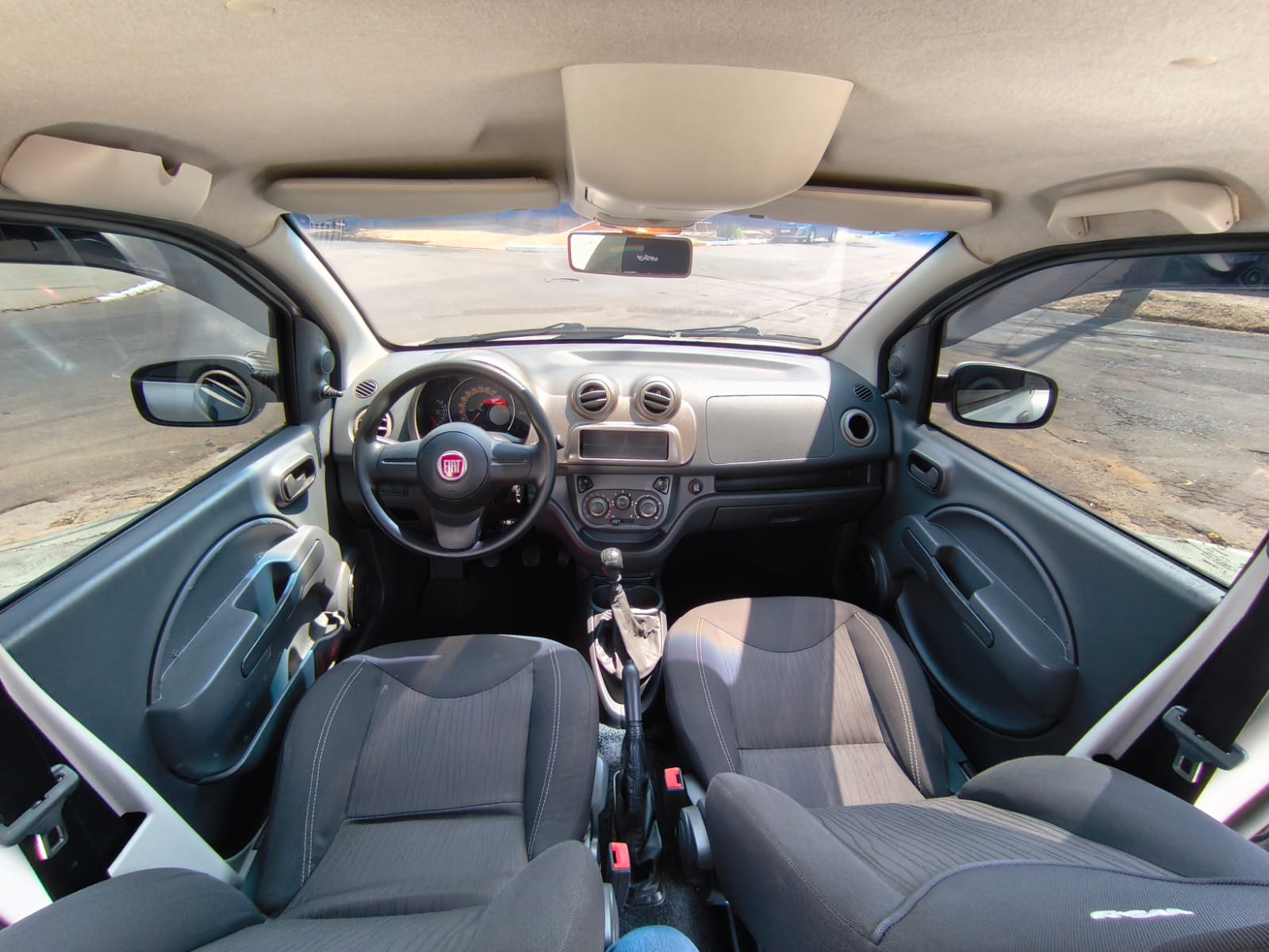 
								FIAT UNO WAY 1.4 FLEX 2010/2011 full									